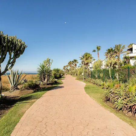 Sea & Mountain View Penthouse Appartement Estepona Buitenkant foto